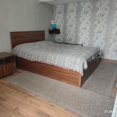 Квартира У Бульвара 1 Batumi Esterno foto